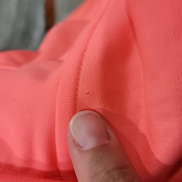 NWT Women's Under Armour hoodie - Picture 6 of 6